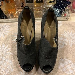 Beautiful 😍 barely worn Christian Louboutin Espadrilles